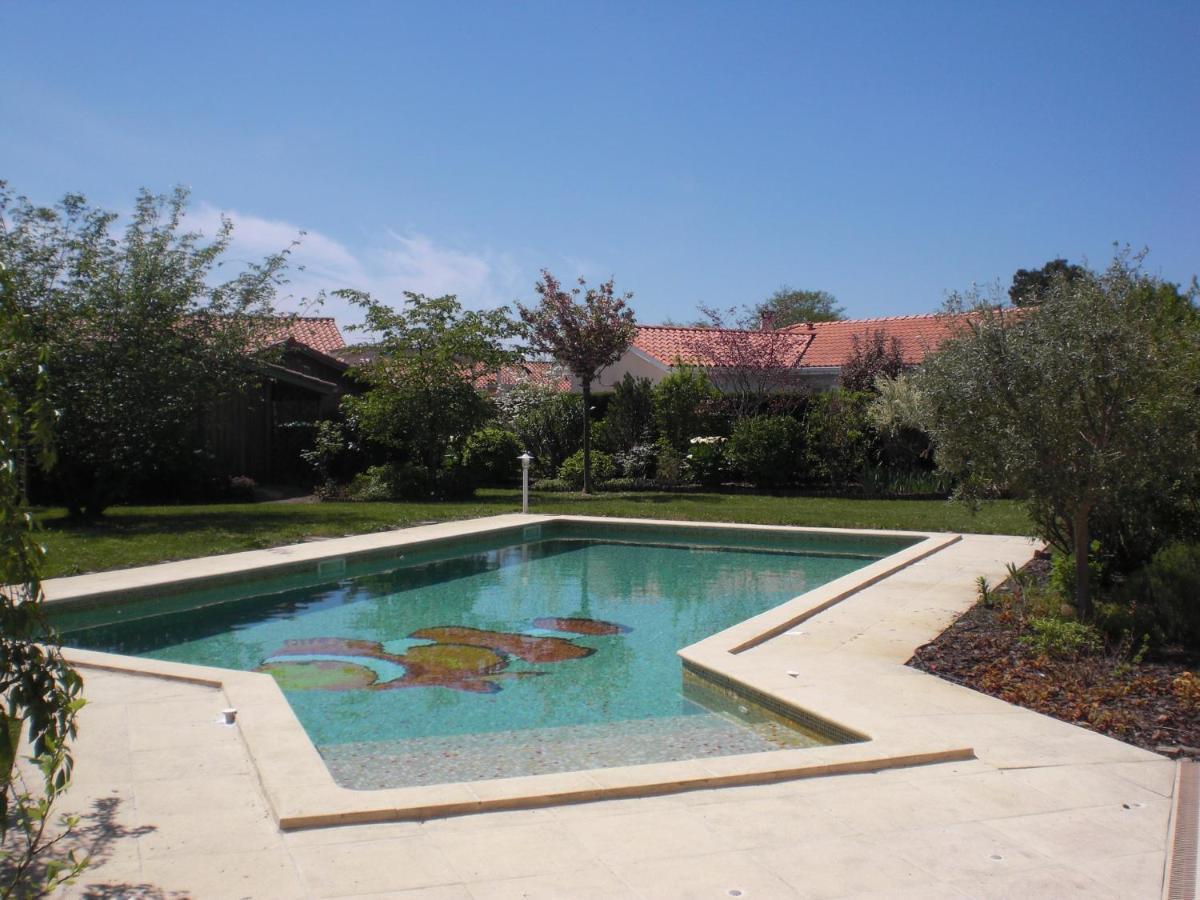 Le Jardin De Nemo Bed & Breakfast Biscarrosse Dış mekan fotoğraf